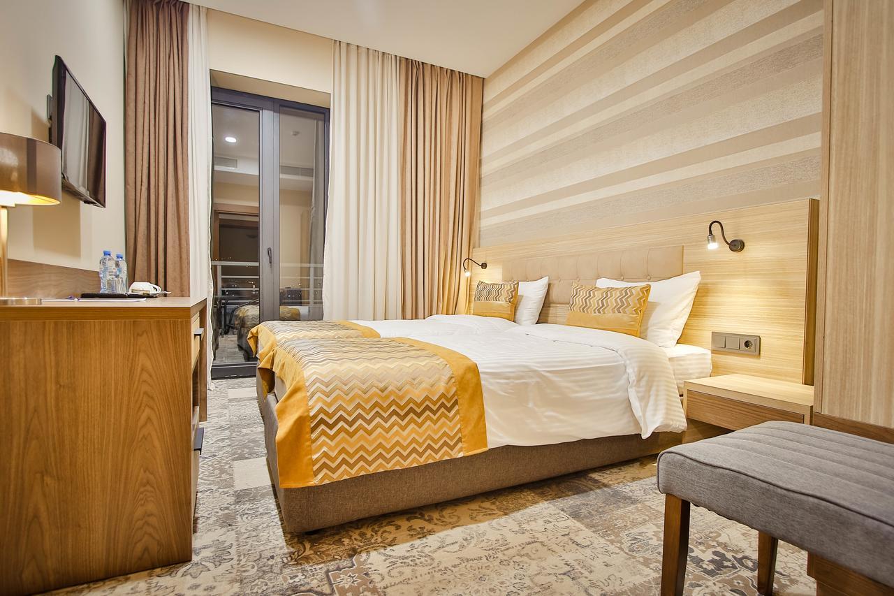 อเมริ พลาซา ทบิลิซี Apartment Tbilisi ภายนอก รูปภาพ